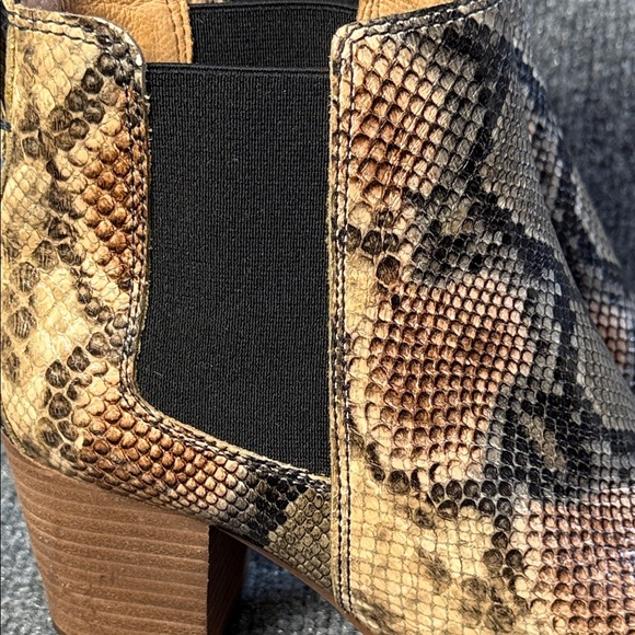 Madewell Snake-Print Ankle Boots in Tan Taupe and Black Size 7.5 - Picture 11 of 16